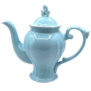 Fine Porcelain English Teapot 37 Oz Light Blue Victoria Style Coffee Pot